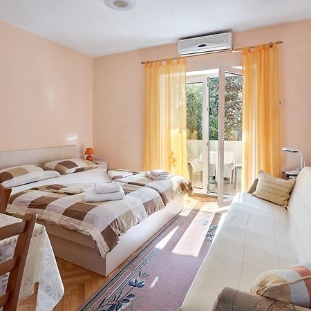 Apartments Ljubica Makarska Exterior foto