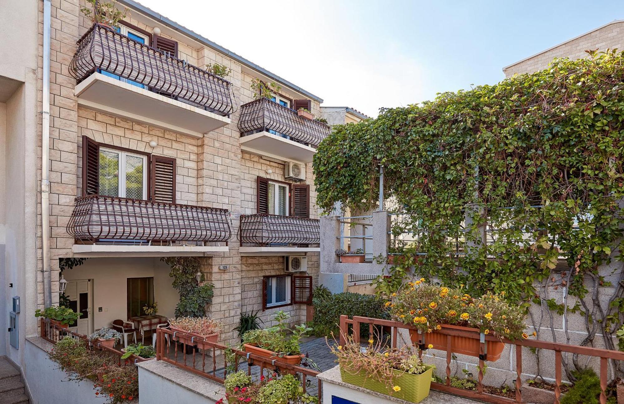 Apartments Ljubica Makarska Exterior foto