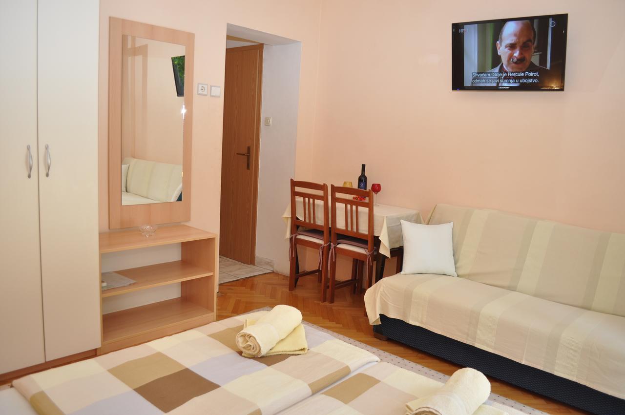 Apartments Ljubica Makarska Exterior foto