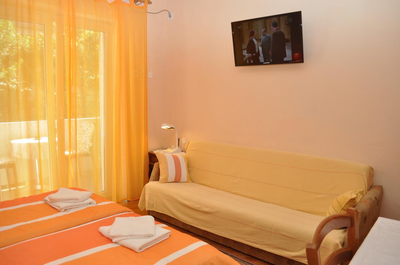 Apartments Ljubica Makarska Exterior foto
