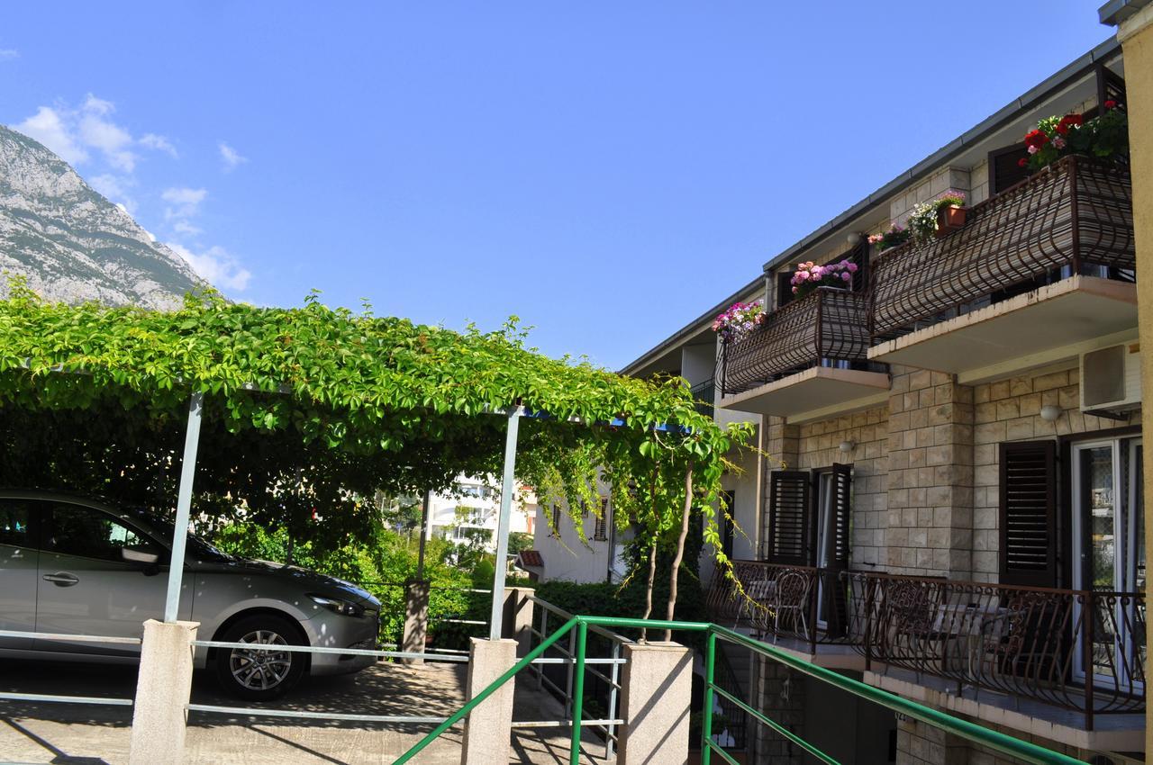 Apartments Ljubica Makarska Exterior foto